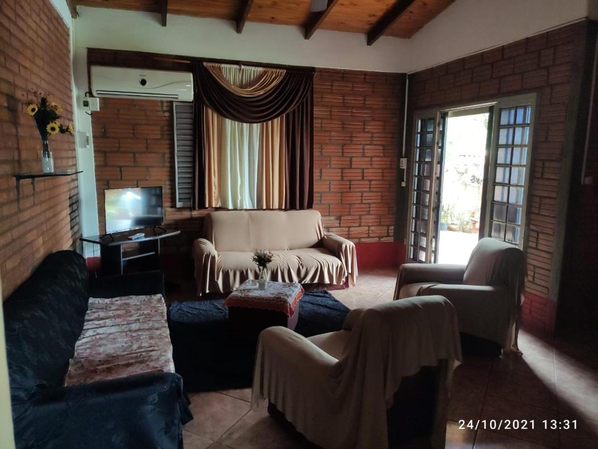 Iguazu Alojamiento "La Casa" Puerto Iguazú Exterior foto